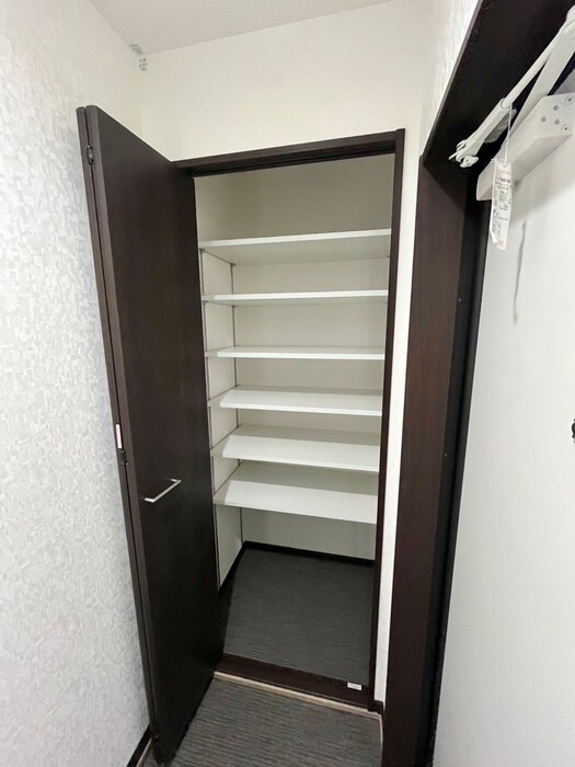 物件内観写真18　(靴箱)