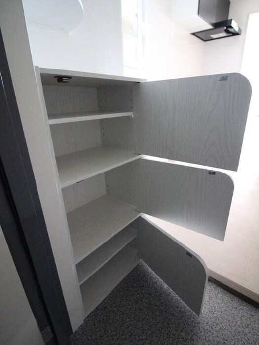 物件内観写真8　(靴箱)