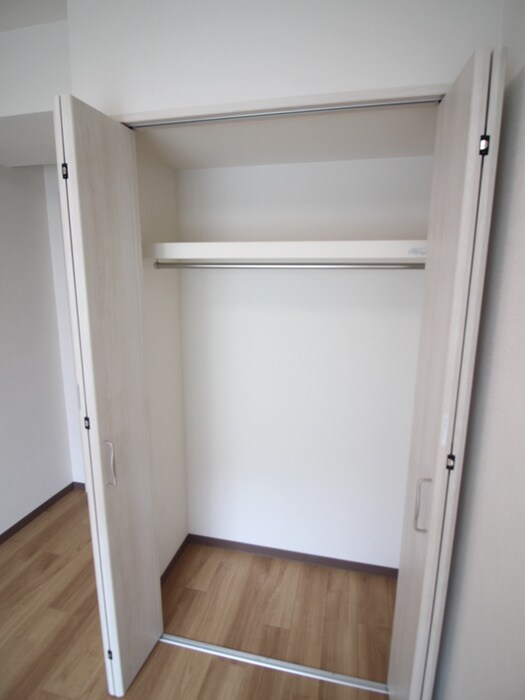 物件内観写真11　(収納)