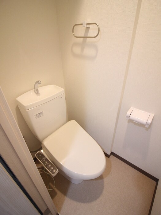 物件内観写真12　(トイレ)