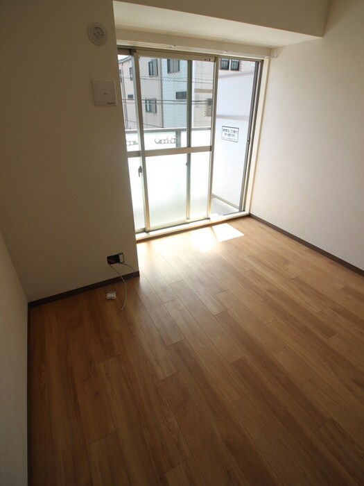 物件内観写真16　(居室)