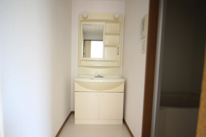 物件内観写真10　(洗面)