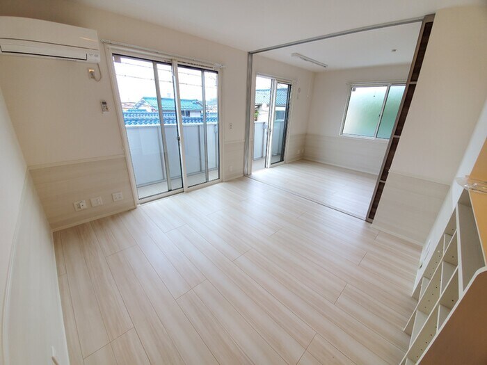 物件内観写真7　(居室)