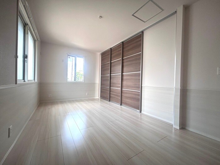 物件内観写真9　(居室)