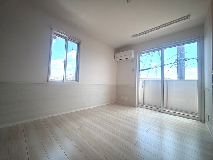 物件内観写真11　(居室)