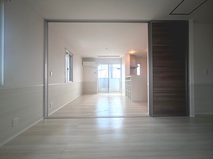 物件内観写真12　(居室)