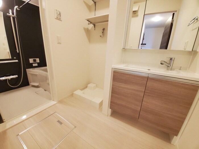 物件内観写真12　(洗面)