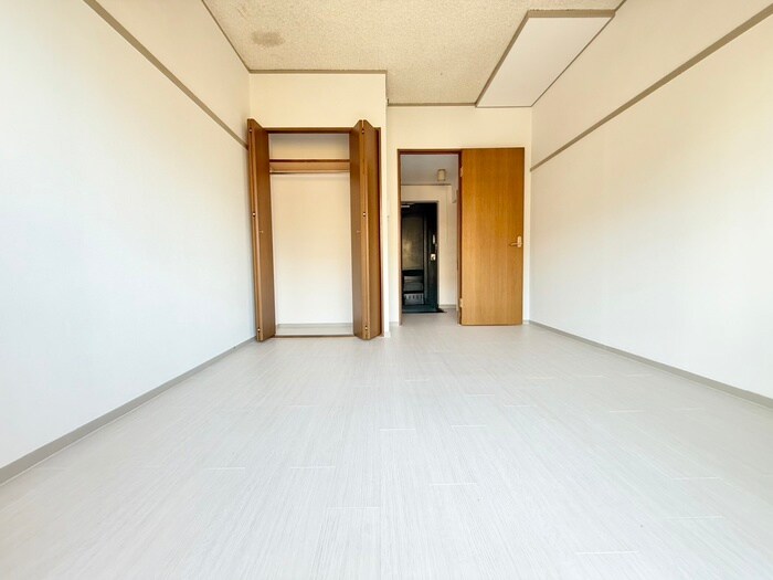 物件内観写真7　(居室)