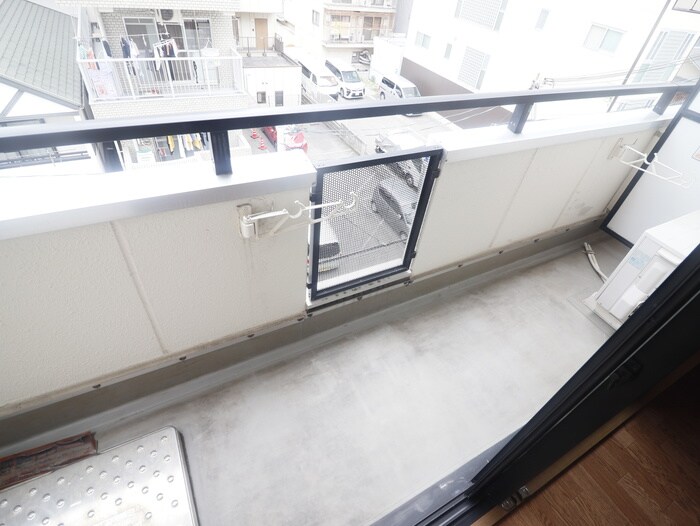 物件内観写真16　(ベランダ・バルコニー)