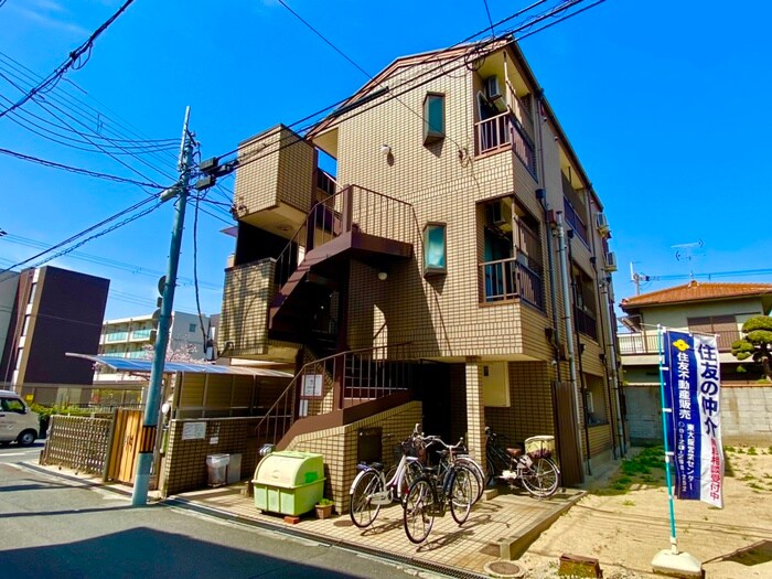 物件外観写真1　(外観写真)