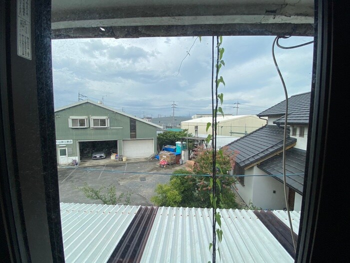 物件内観写真17　(室内からの展望)