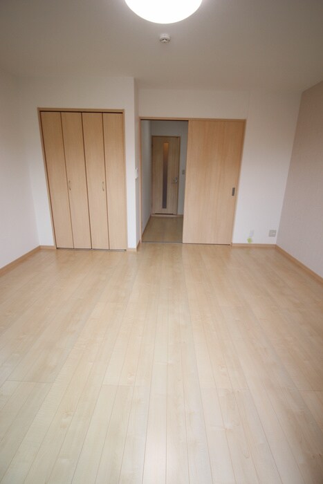 物件内観写真15　(居室)