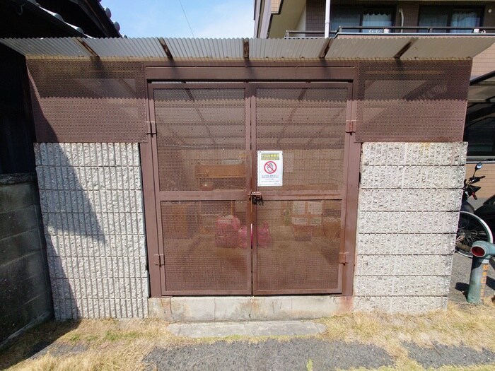 物件外観写真5　(建物設備)
