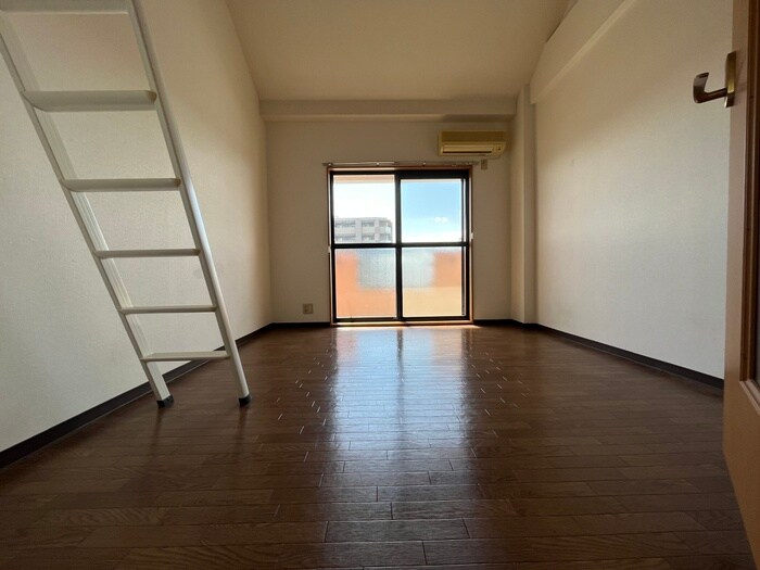 物件内観写真13　(居室)