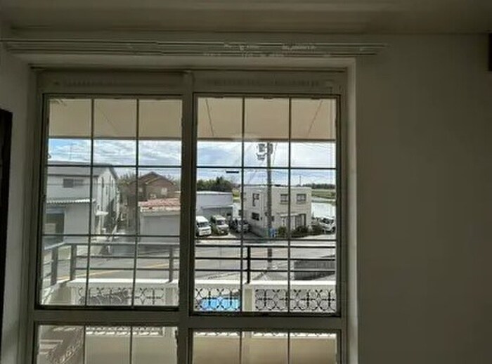 物件内観写真15　(室内からの展望)