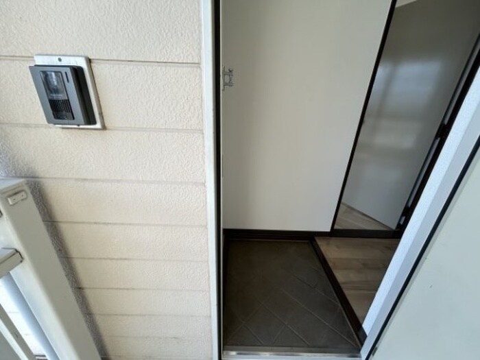 物件内観写真20　(玄関)