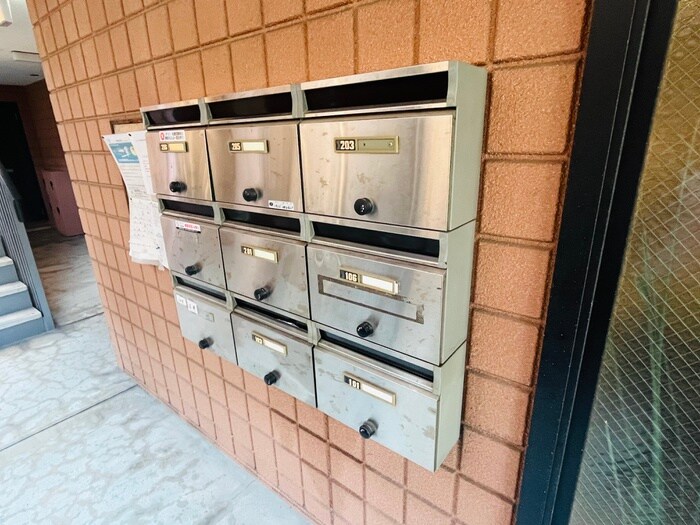 物件外観写真4　(建物設備)