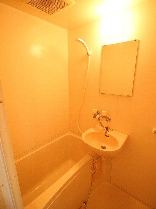 物件内観写真8　(バス／シャワールーム等)