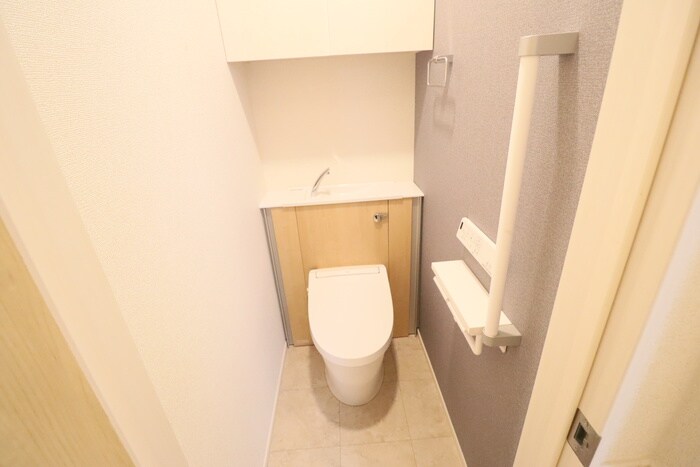 物件内観写真11　(トイレ)