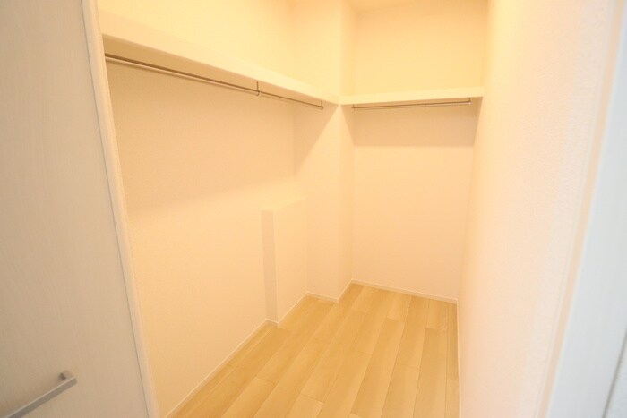 物件内観写真13　(収納)