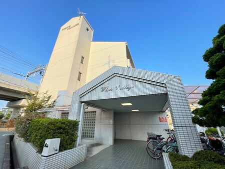 ホワイトヴィレッジ外観写真