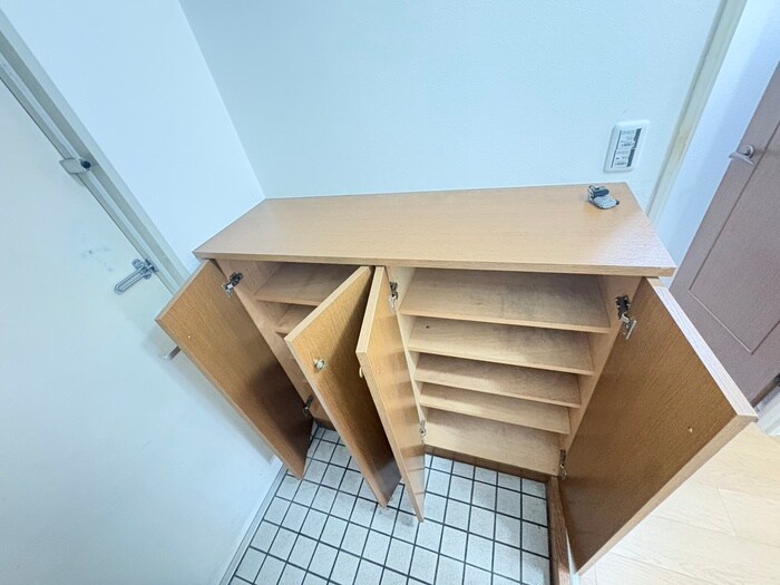 物件内観写真10　(靴箱)