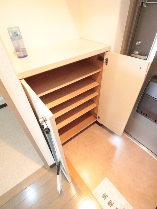 物件内観写真14　(靴箱)