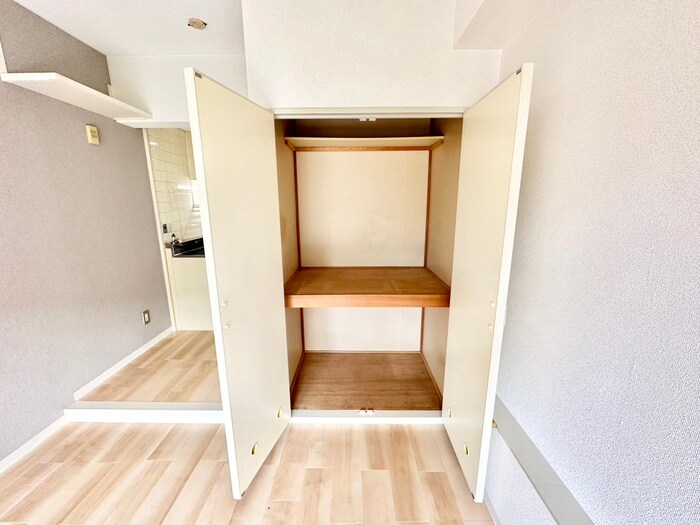 物件内観写真11　(収納)