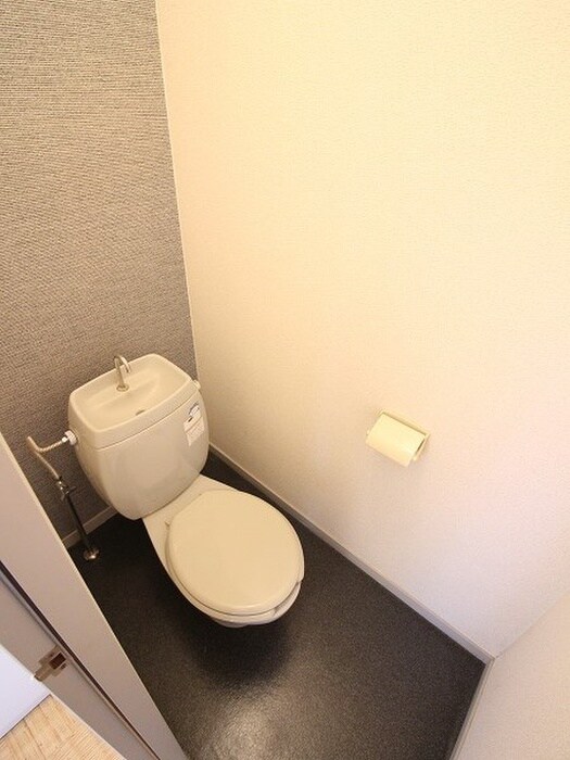 物件内観写真11　(トイレ)