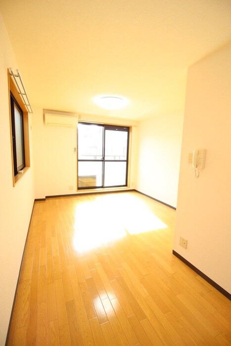 物件内観写真12　(居室)