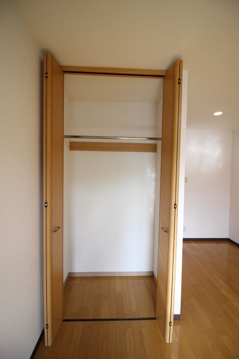 物件内観写真15　(収納)