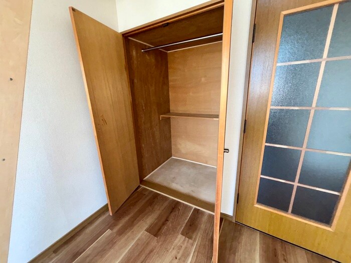 物件内観写真12　(収納)