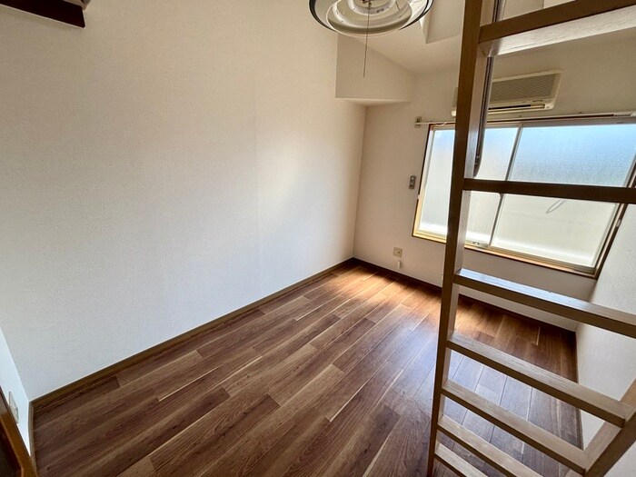 物件内観写真16　(居室)
