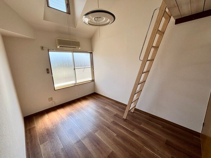 物件内観写真22　(居室)