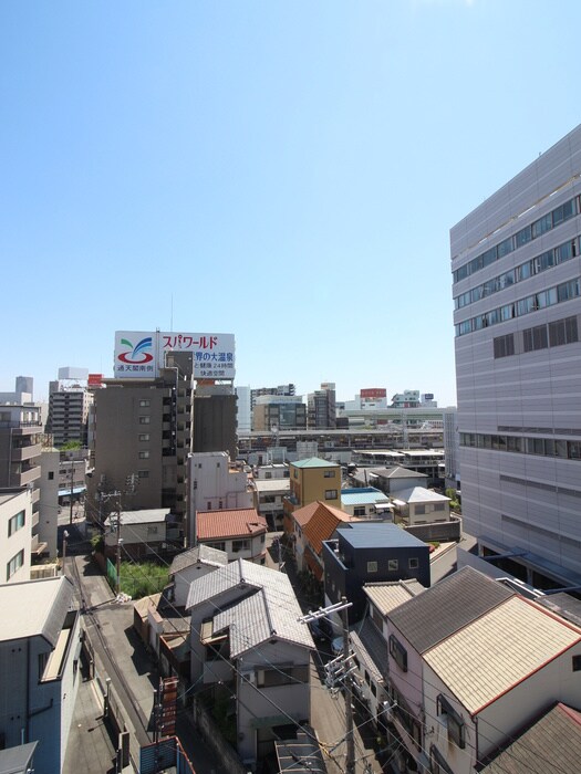 物件内観写真15　(室内からの展望)