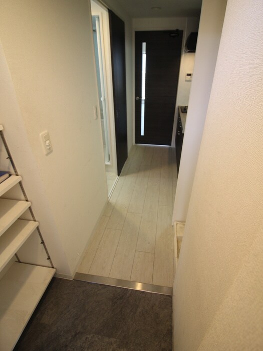 物件内観写真17　(廊下)