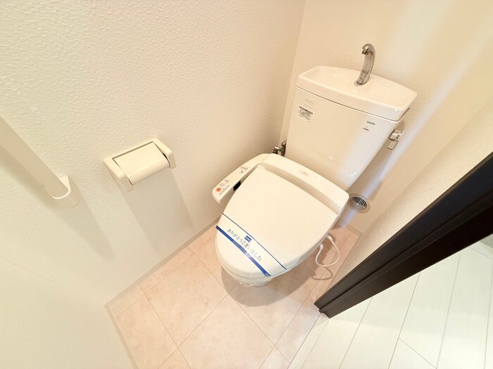 物件内観写真11　(トイレ)