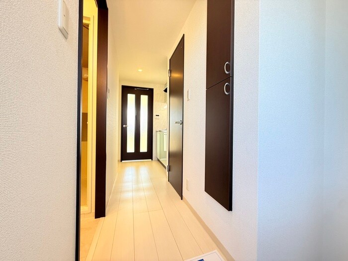 物件内観写真15　(廊下)