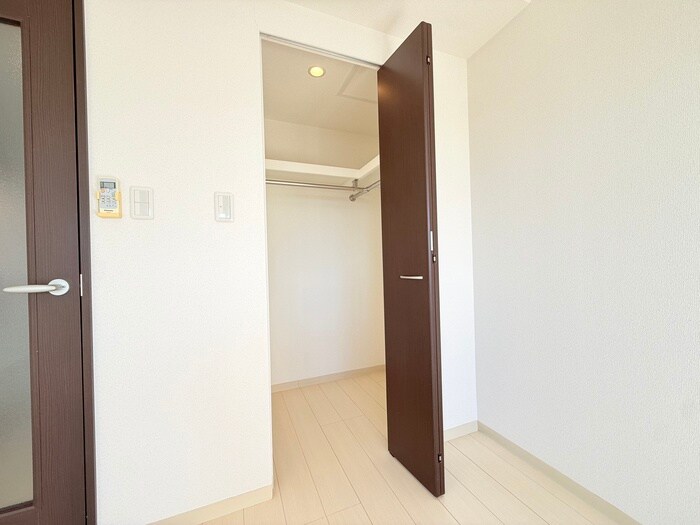 物件内観写真17　(収納)