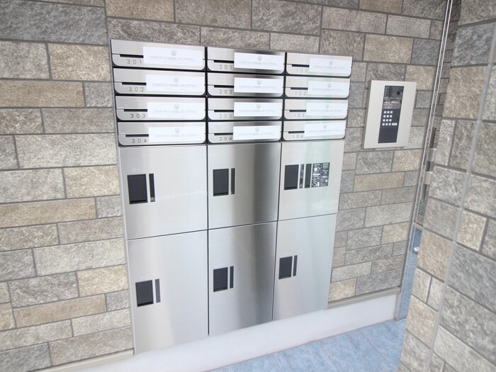 物件外観写真4　(建物設備)