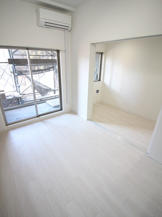 物件内観写真12　(居室)