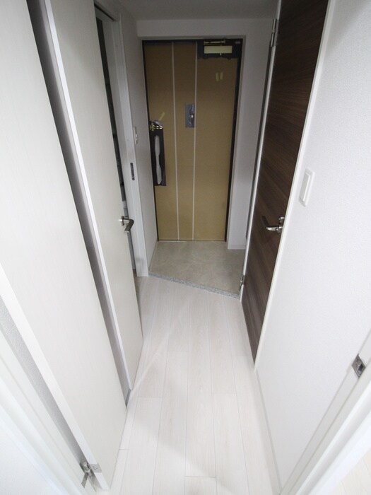 物件内観写真20　(玄関)