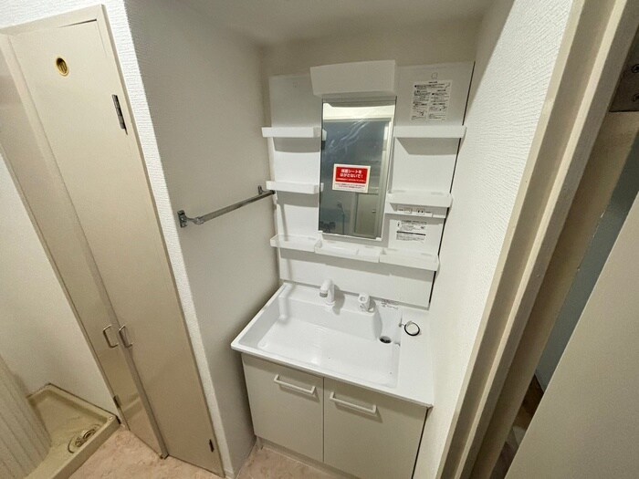 物件内観写真12　(洗面)