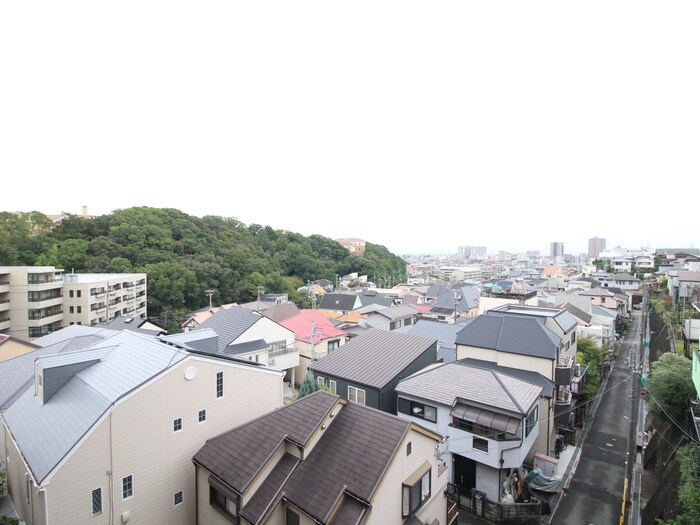 物件内観写真15　(室内からの展望)