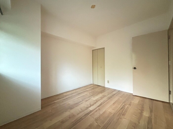 物件内観写真21　(居室)