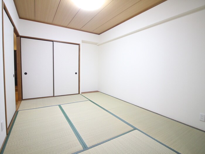 物件内観写真22　(居室)