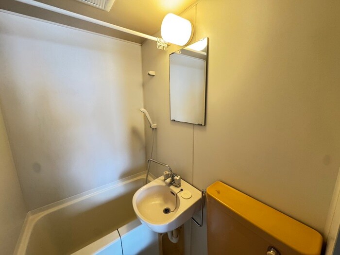 物件内観写真12　(洗面)