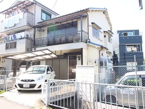 青山貸家外観写真