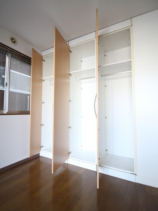 物件内観写真9　(収納)