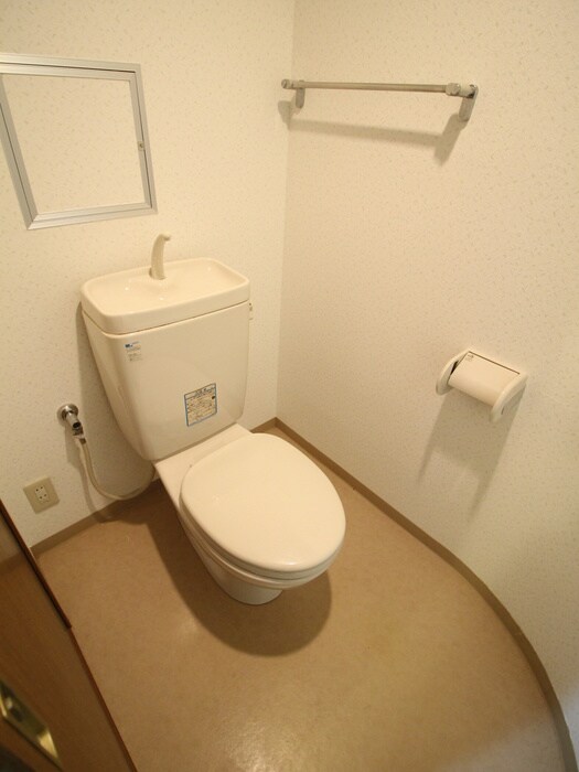 物件内観写真15　(トイレ)